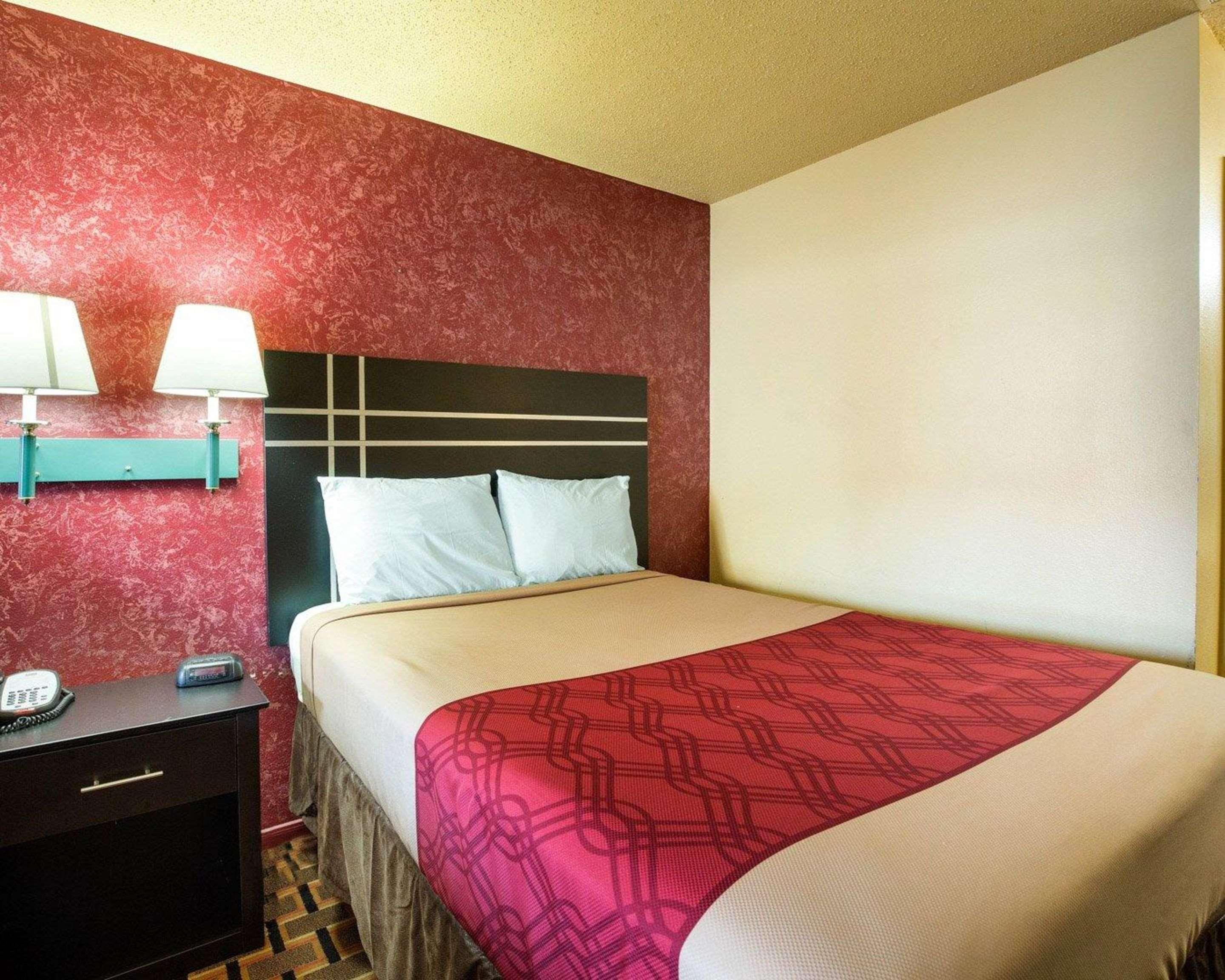Econo Lodge Houston Brookhollow Kültér fotó