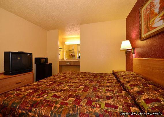 Econo Lodge Houston Brookhollow Szoba fotó